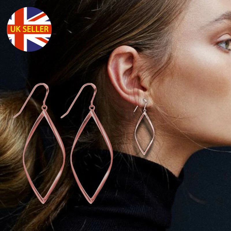 Minimalist rose gold earrings sale