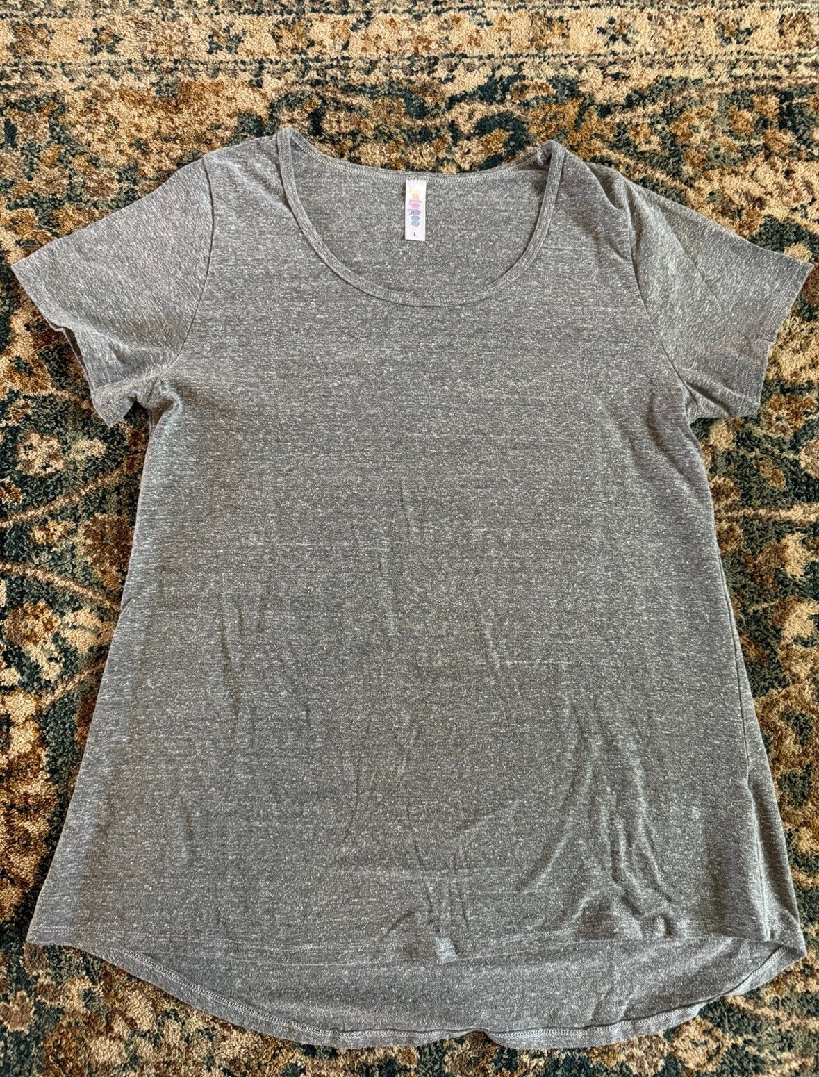 Lularoe Solid Gray Classic Tee Large - image 1