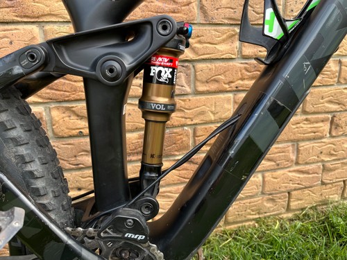 2018 Trek Fuel EX 9.9 29" Mountain Bike - Picture 6 of 15