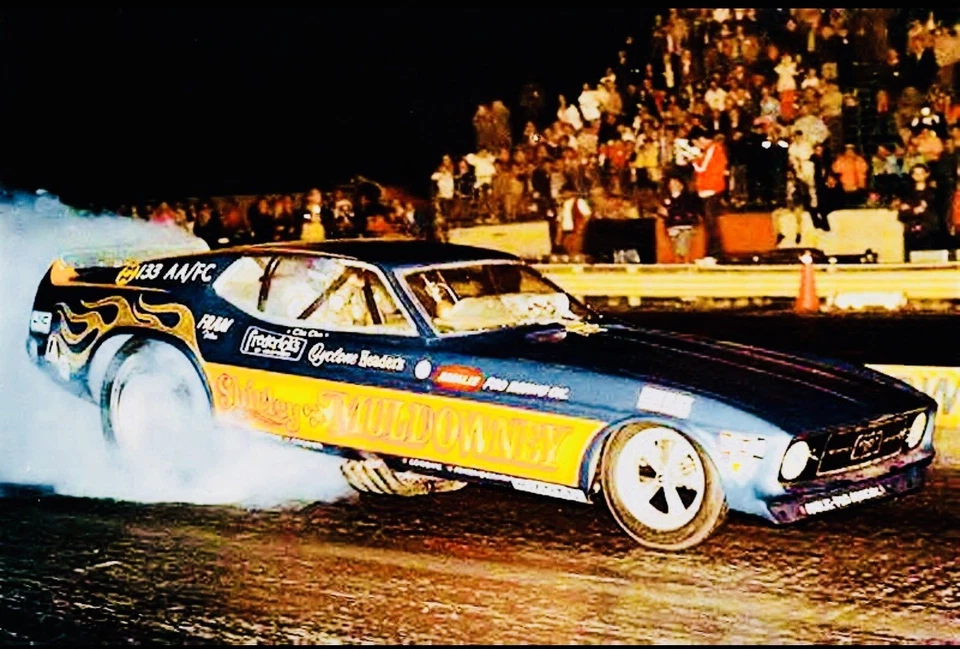 Coche divertido NHRA SHIRLEY MULDOWNEY 1:64 NITRO combustible superior IHRA carreras de arrastre ADRA Foto 2 de 4