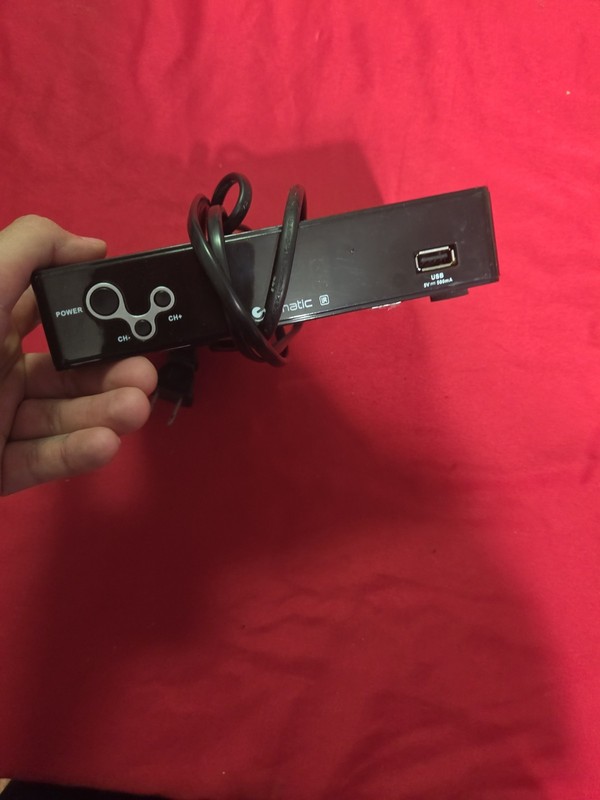 M4 Ematic AT103B Digital Converter Box with LED Display No Remote