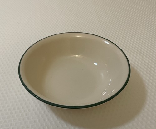 Corelle Cream with Green rim 5.25” bowls. Set Of 5. - Picture 5 of 7