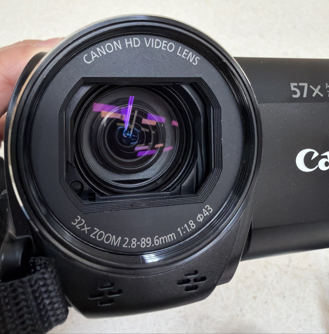 Canon Vixia HF R82 HD CMOS 32x Optical Zoom Compact Digital Camcorder Works