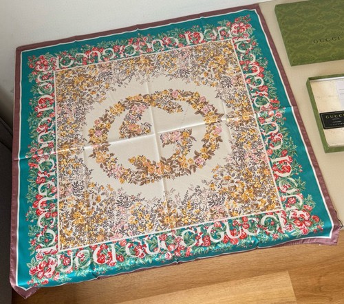 Gucci GG Floral Print silk Scarf Shawl