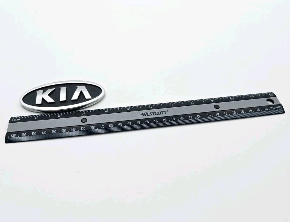 KIA SEDONA 2004-2005 PARRILLA DELANTERA EMBLEMA INSIGNIA SÍMBOLO LOGOTIPO SIGNO OVALADO OEM Foto 2 de 3