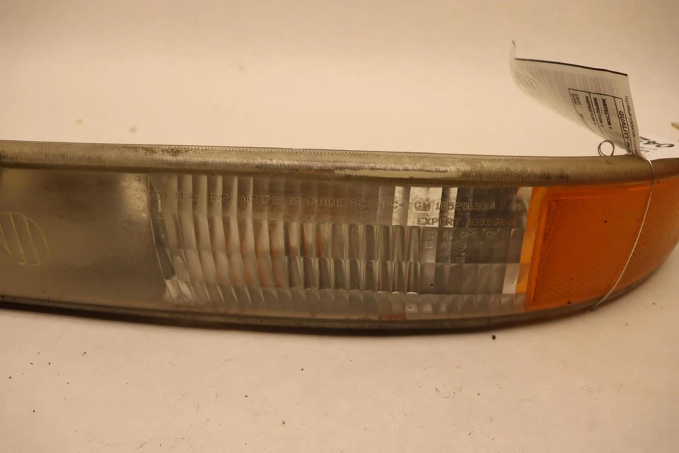 CHEVY TAHOE 2000-2006 DELANTERO IZQUIERDO LADO DEL CONDUCTOR ESTACIONAMIENTO INTERMITENTE LUZ LÁMPARA OEM Foto 3 de 4