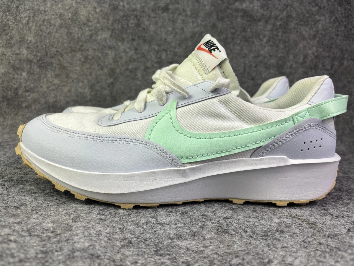 Nike Waffle Debut SE White Stadium Green for Sale  display picture 2