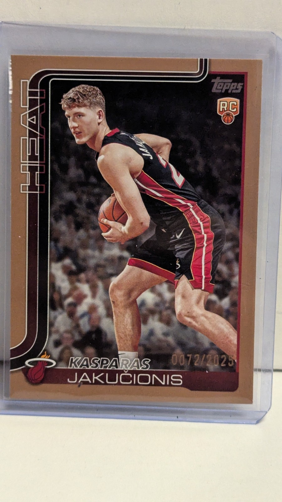 2025-26 Topps Basketball Kasparas Jakucionis #220 Gold Parallel RC /2025 Heat