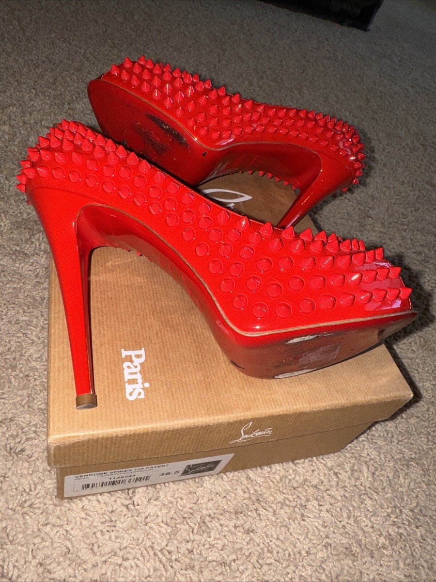 Christian Louboutin 1240621PEDROJUNIORN005 関税送料込 AMAZON MAY BE INFRINGING LOUBOUTIN'S RED-SOLE TRADEMARK