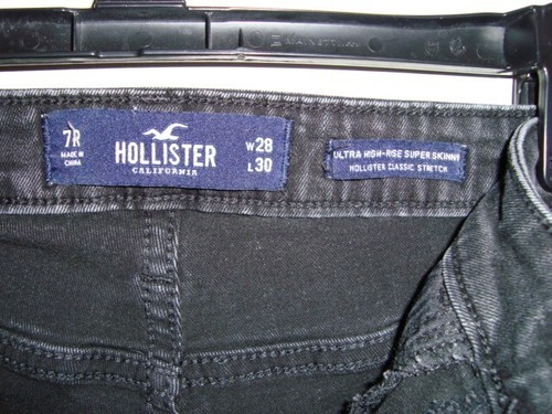 Hollister Ultra High Rise Super Skinny Jeans in Black/Size 7 Regular /28 x30 - Picture 3 of 3