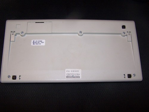 IBM PC jr Keyboard Model 7257 in nice condition - Picture 2 of 4