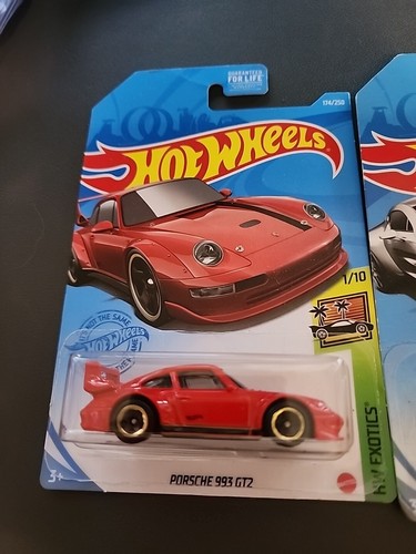 Hot Wheels Lote de 2 Porsche 992 GT2 y Aston Martin One-77 - Imagen 3 de 3