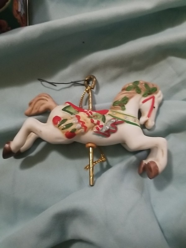 Hallmark Christmas Collectables Carousel Horse Ornament Item 5305