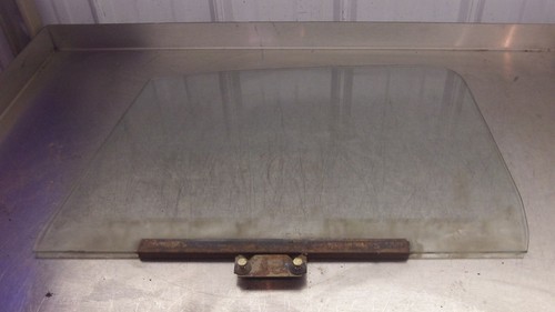 1976 VW Super Beetle Right Pass Glass Window Volkswagen T1-8