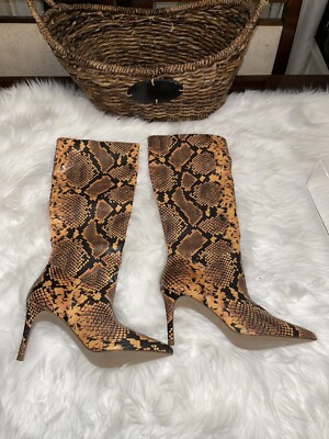 Steve Madden Embossed Knee High Boots KINGA/KING05S1 Size 6- New Sneak Print