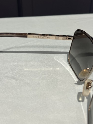 Louis Vuitton Sunglasses Attitude Z0260U Silver Men's Fashion Accessories - Picture 9 of 13