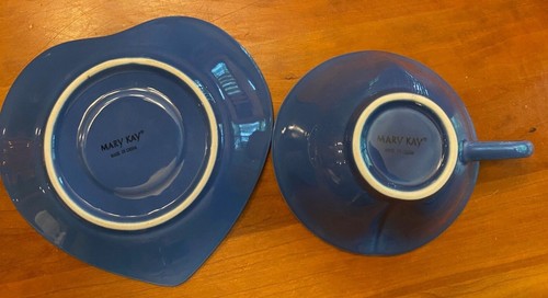 Mary Kay Valentinstag Porzellan Herz Teetasse und Untertasse Set Liebe - Bild 6 von 12