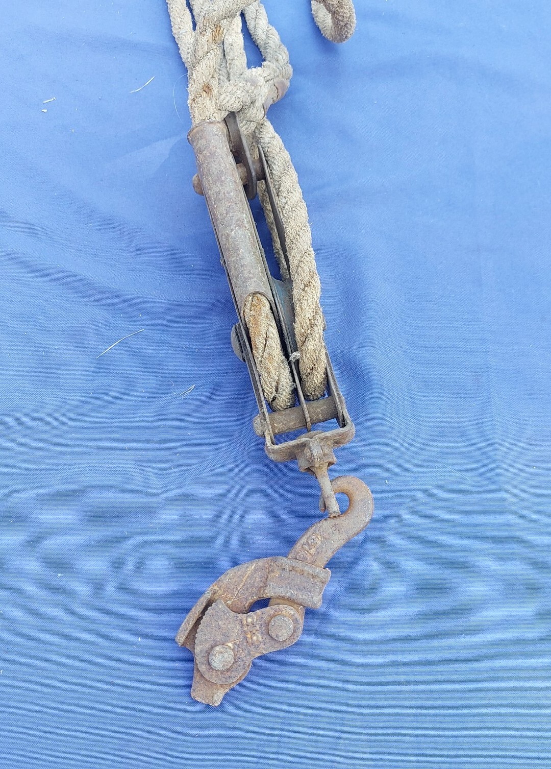 Working Rustic Block Tackle Double Wheel Pulleys Rope Fence Stretcher