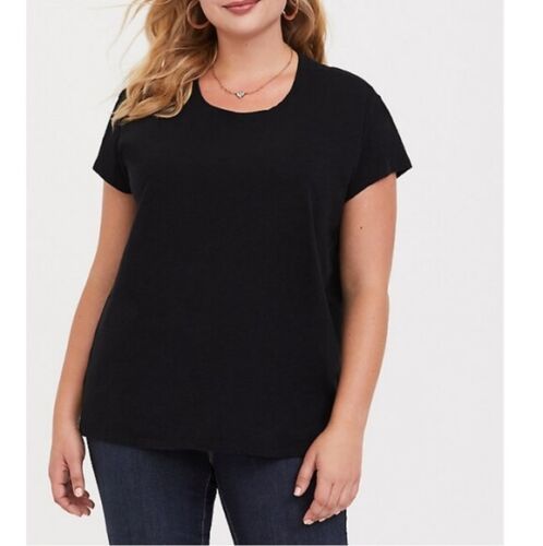 Torrid Black Short Sleeve Shirt Size 26 Relaxed Fit Boyfriend Premium Tee NWT