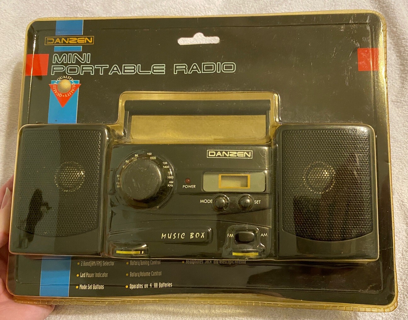 Picture 1 of 4