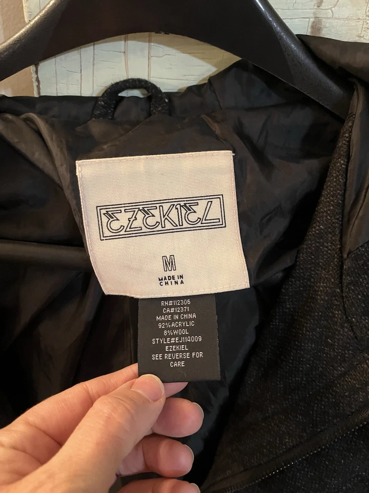 Chaqueta con capucha a presión Ezekiel para hombre talla mediana gris carbón mezcla lana Foto 4 de 4