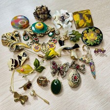 BRIGHT by Rita Caruso Vintage Gold Brooches Assorted Corsages Pre-owned