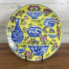 Vintage CHINESE PORCELAIN Hand Painted FAMILLE ROSE PLATE 10" Early 20th Century