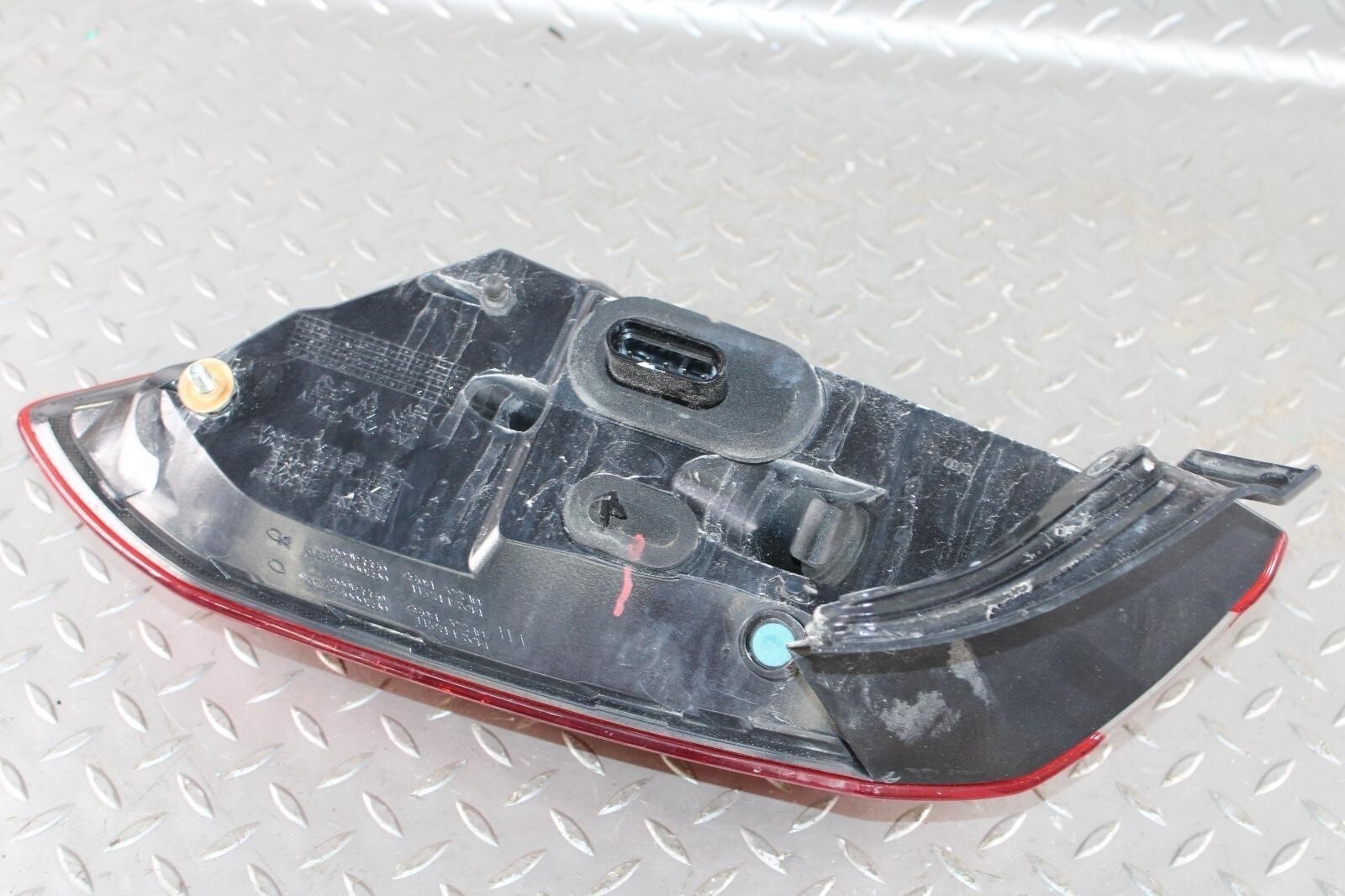 14-19 Ghibli Quarter Panel Driver Side Left Taillight Tail Light Lamp Lens OEM