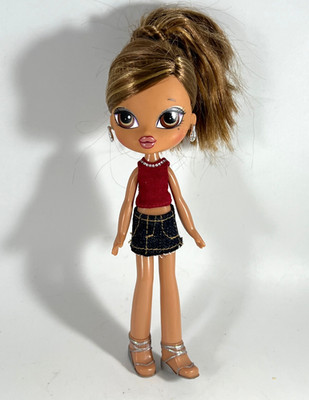 2004 MGA Bratz Forever Diamondz Yasmin Doll 7'' With Outfit