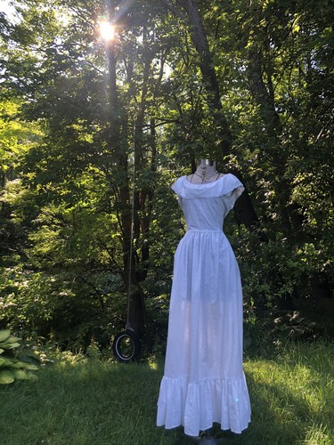 Vintage 1970’s Cambric Cotton Lace Flounce DRESS unworn Prairie Style 42-34-74 L - Picture 3 of 8