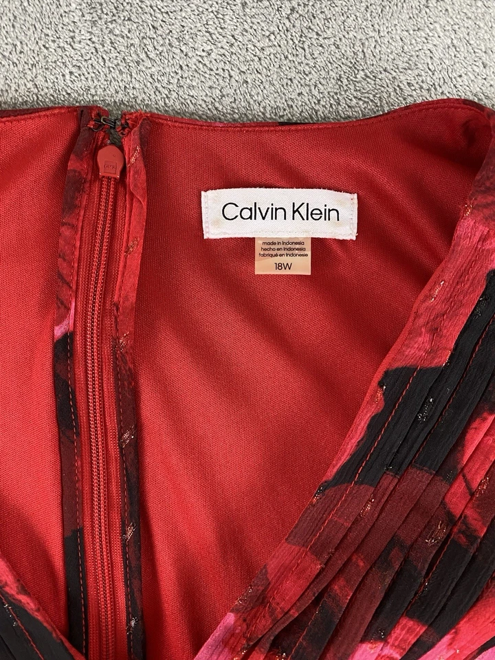 Calvin Klein Women’s Dress Sz 18W Red Black Zip Shimmer Pleated Glamour C20 - Image 3 of 4