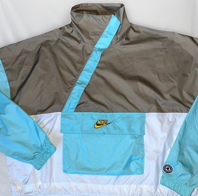 Nike Women's Icon Clash Windbreaker Jacket Size S Colorblock Pullover Aqua Tan