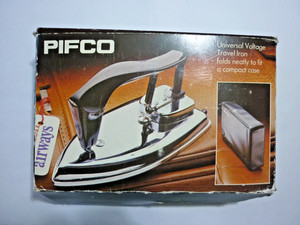 Fer à Repasser De Voyage Vintage Pifco 1053 – Années 70 – Avec étui