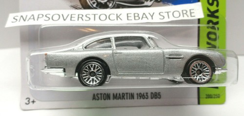 2014 HOT WHEELS JAMES BOND 007, SILVER 1963 ASTON MARTIN DB5, INTERNATIONAL CARD - Picture 3 of 5
