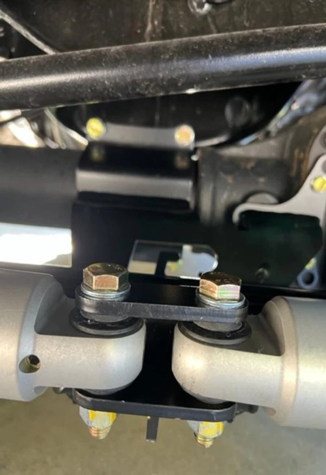 Amortiguadores estabilizadores de dirección doble ReadyLIFT 77-23200 para Ford F250 F350 11-25 4x4 Foto 4 de 4