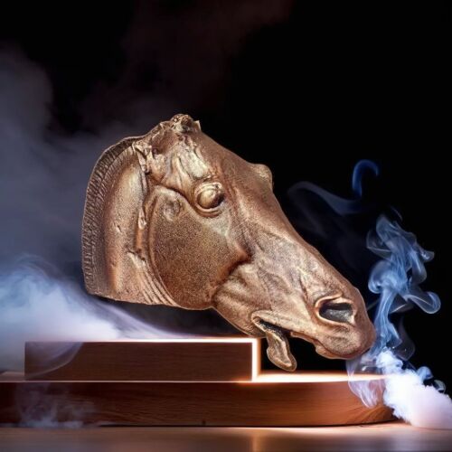 Handmade Bronze Horse Head of Selene - Parthenon East Pediment Replica - Picture 15 of 16