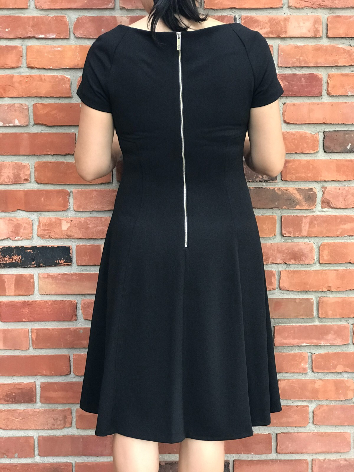 NWT Tommy Hilfiger Women's Essential Curve Back Zip Short Sleeve Dress Workwear image 3