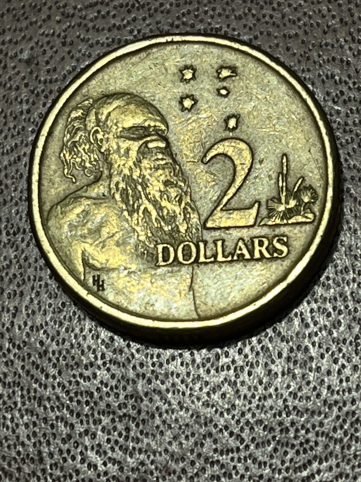 1988 2 Coin With RDM Initials On Queen s Neck And HH Initials On 1988-2-coin-with-rdm-initials-on-queen-s-neck-and-hh-initials-on