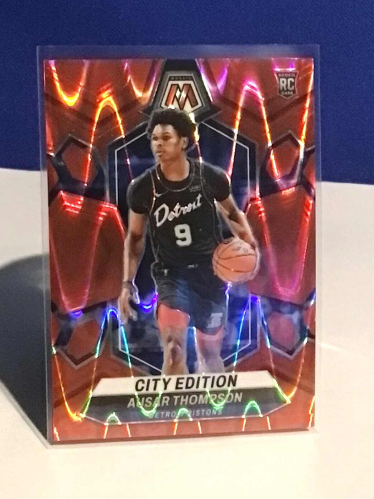 Ausar Thompson (RC) 2023-24 Mosaic- City Edition Red Seismic Wave No.95/299