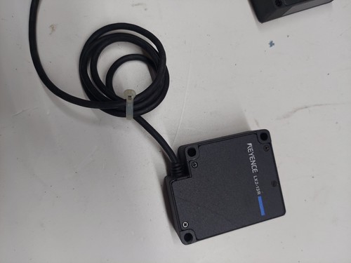 SENSOR LÁSER KEYENCE LX2-13R 3 PIEZAS DISPONIBLES HACER OFERTA - Imagen 4 de 9