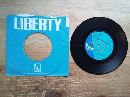 Idle Race The Skeleton & The Roundabout VG 7" Single Vinyl Record LBF 15054 - Picture 2 of 2