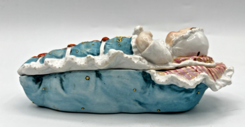 Victorian Conta & Boehme German Porcelain Large Trinket Box-Baby Boy In Blue - 第 3/18 張圖片