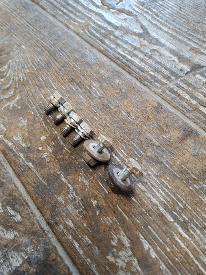 1981 81 81-83 Kawasaki KZ750 KZ 750 LTD Rear Back Wheel Fender Mount Bolts  - Image 3 of 4