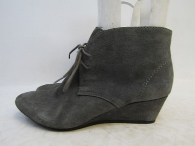 NINE WEST Womens Size 9 M Gray Leather Lace Up Wedge Ankle Fashion Boots Booties