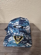Oakley Classic Low Flex Fit size S/M Tiger Camo Cap Blues and Grays.