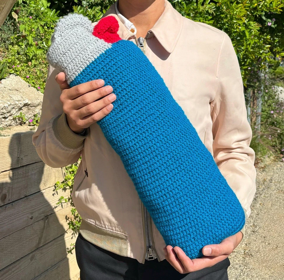 Handmade Crochet 15 Cigarette Pack With Lighter - Image 3 of 4