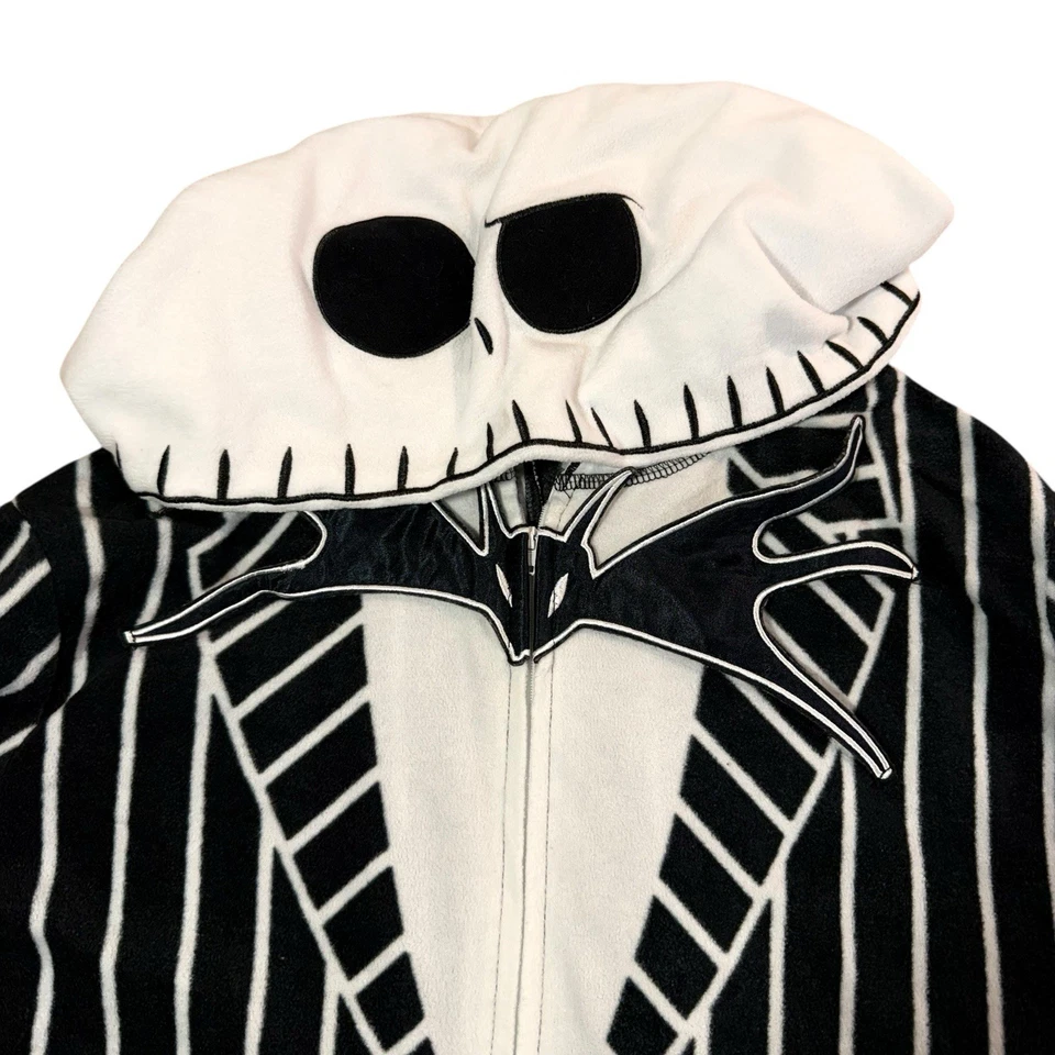 “Nightmare Before Christmas” Jack Skellington Costume – Size 2XL 🎃🖤 - Image 3 of 4