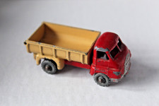 Matchbox Lesney Bedford 7 tn tipper with tipping action and gate no 40a 1957