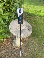 TaylorMade SIM2 Rescue 2H Hybrid 17° Stiff Graphite w/ Headcover MCC Grip