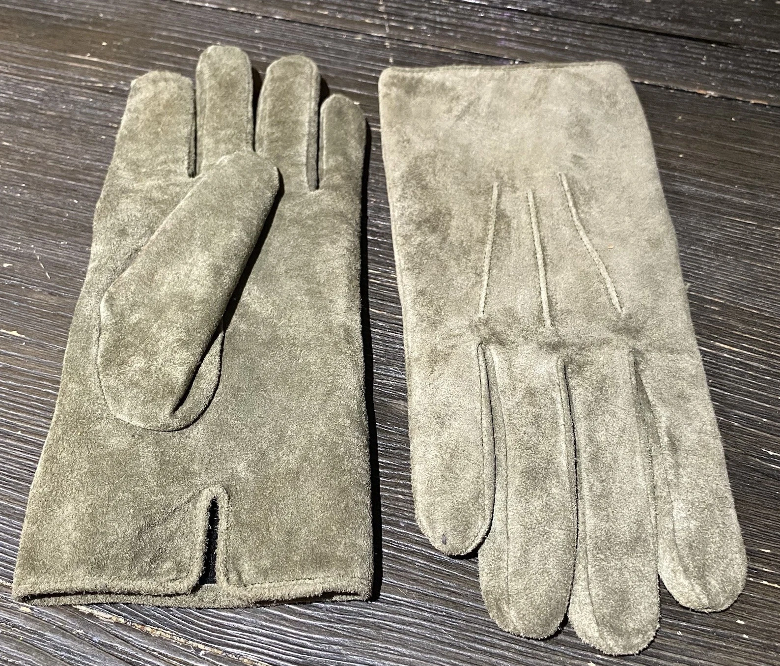 Isotoner Women's Suede Lined Driving Leather Gloves Olive Green SZ XL